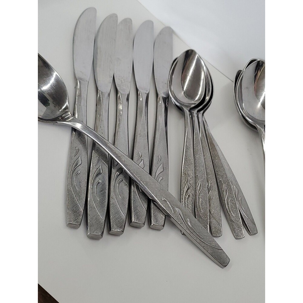 Northland Stainless (Japan) Burnished Pattern #OHS125 By‎ Oneida (16 Piece Lot) - Picture 3 of 16